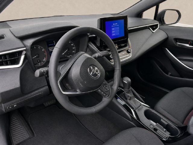 Used 2025 Toyota Corolla SE FWD image 11