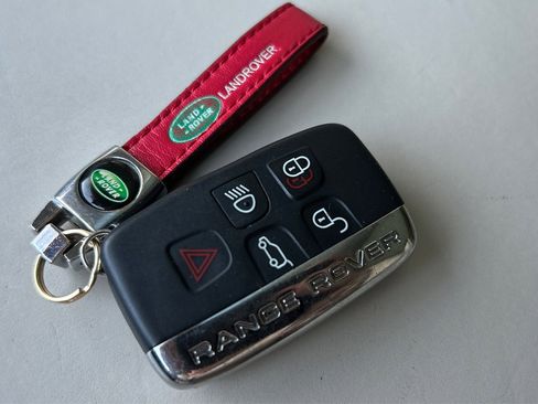 Used 2017 Land Rover Range Rover Long Wheelbase Supercharged image 44