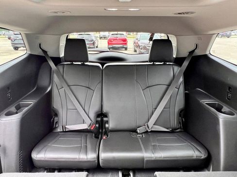 Used 2021 Buick Enclave Avenir w/ Avenir Technology Package image 12