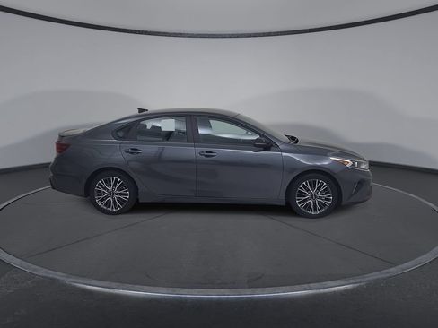 Used 2023 Kia Forte GT-Line w/ GT-Line Technology Package FWD image 19