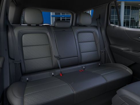 New 2026 Chevrolet Equinox LT image 17