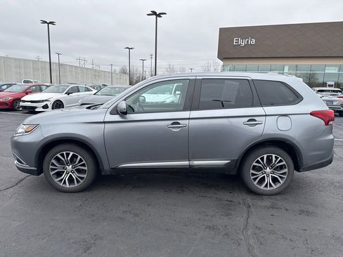 Used 2017 Mitsubishi Outlander SE image 8
