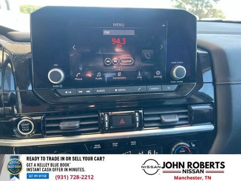Used 2023 Nissan Pathfinder SV FWD image 23