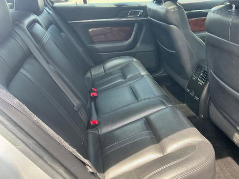 Used 2013 Lincoln MKS AWD image 11