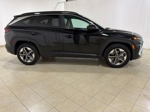 Used 2025 Hyundai Tucson SEL FWD image 7
