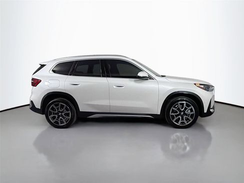 New 2026 BMW X1 xDrive28i w/ Technology Package AWD/4WD image 5