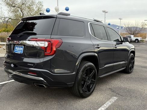 Used 2023 GMC Acadia Denali image 5