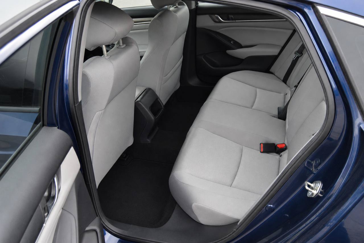 Used 2019 Honda Accord LX image 13