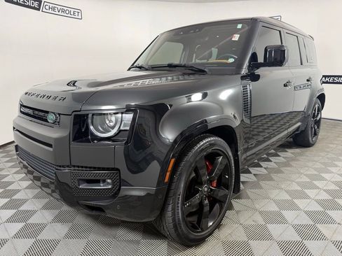 Used 2023 Land Rover Defender 110 X AWD/4WD image 2