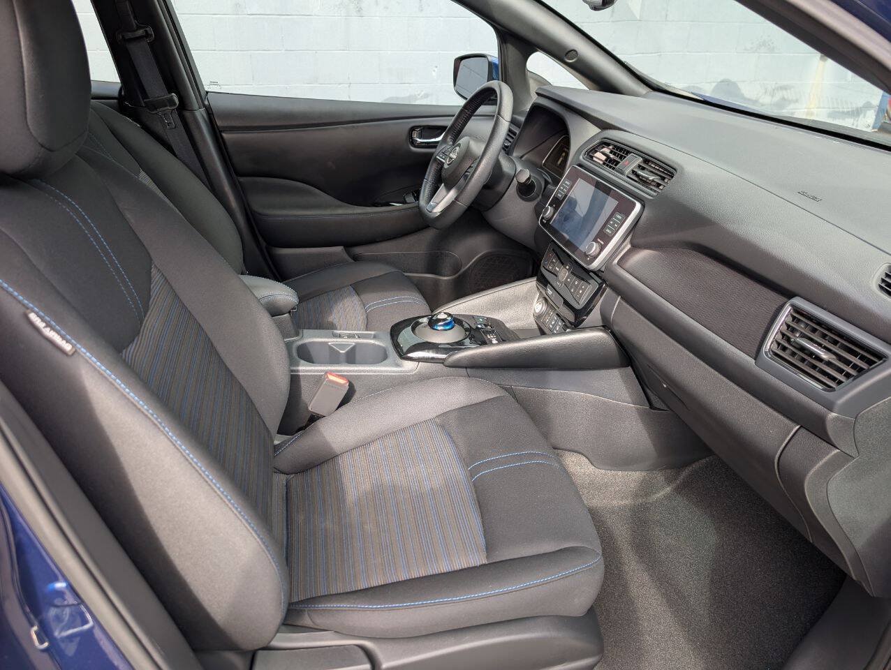 Used 2025 Nissan Leaf SV Plus FWD image 8