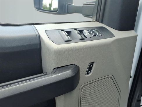 Used 2020 Ford F350 XL w/ Power Equipment Group AWD/4WD image 11