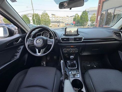 Used 2016 MAZDA MAZDA3 i Sport w/ Preferred Equipment Package FWD image 21