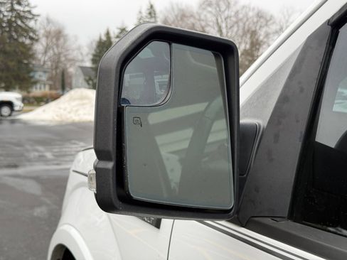 Used 2016 Ford F150 XLT w/ Equipment Group 302A Luxury image 22