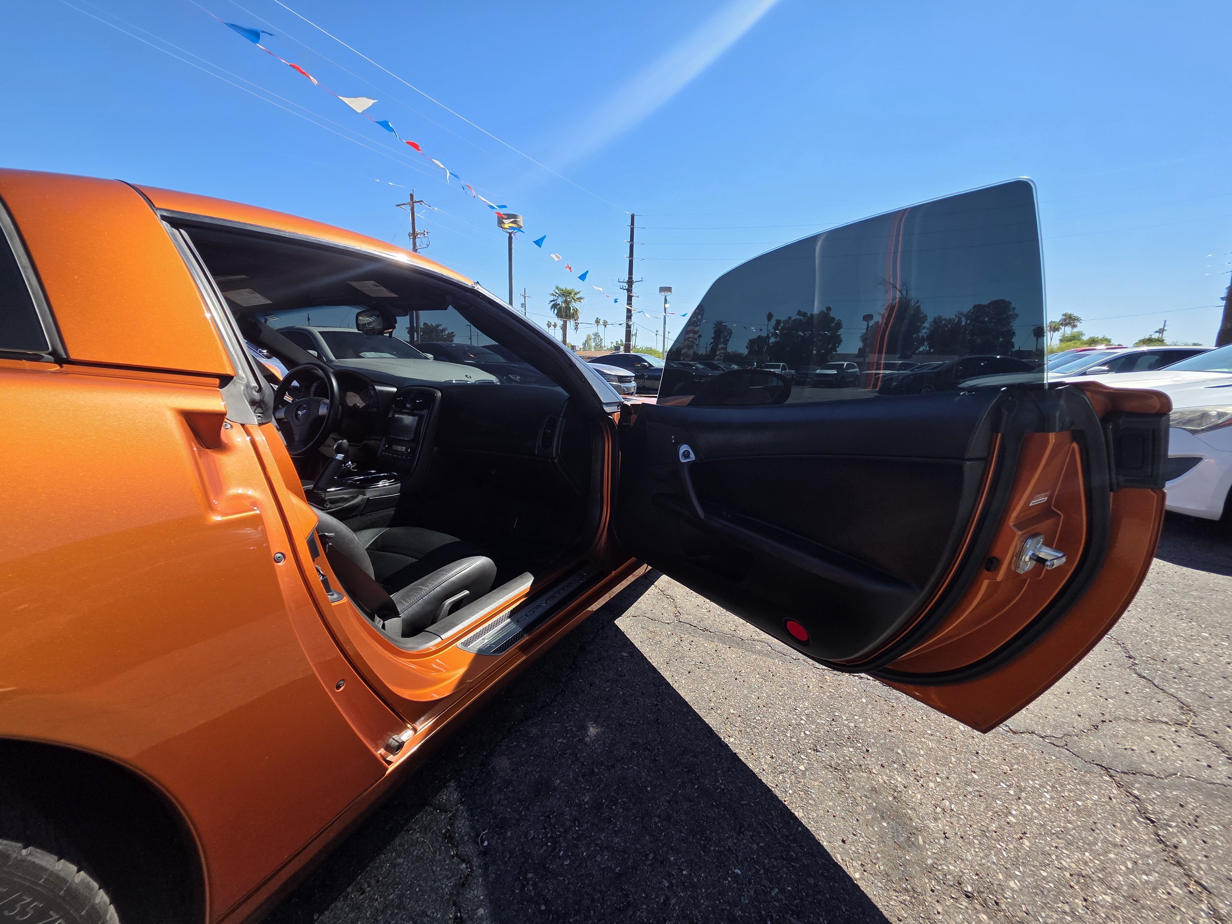 Used 2008 Chevrolet Corvette Coupe w/ Z51 Performance Package RWD image 13