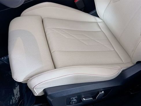 New 2026 BMW X3 xDrive30 w/ Premium Package image 19