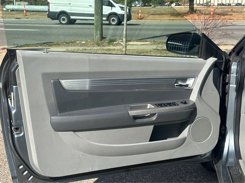 Used 2008 Chrysler Sebring Touring image 13