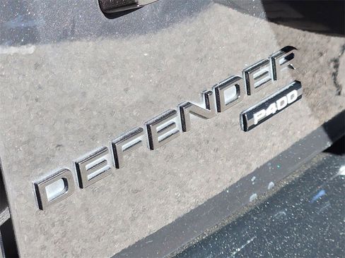 Used 2022 Land Rover Defender 90 X-Dynamic HSE image 27