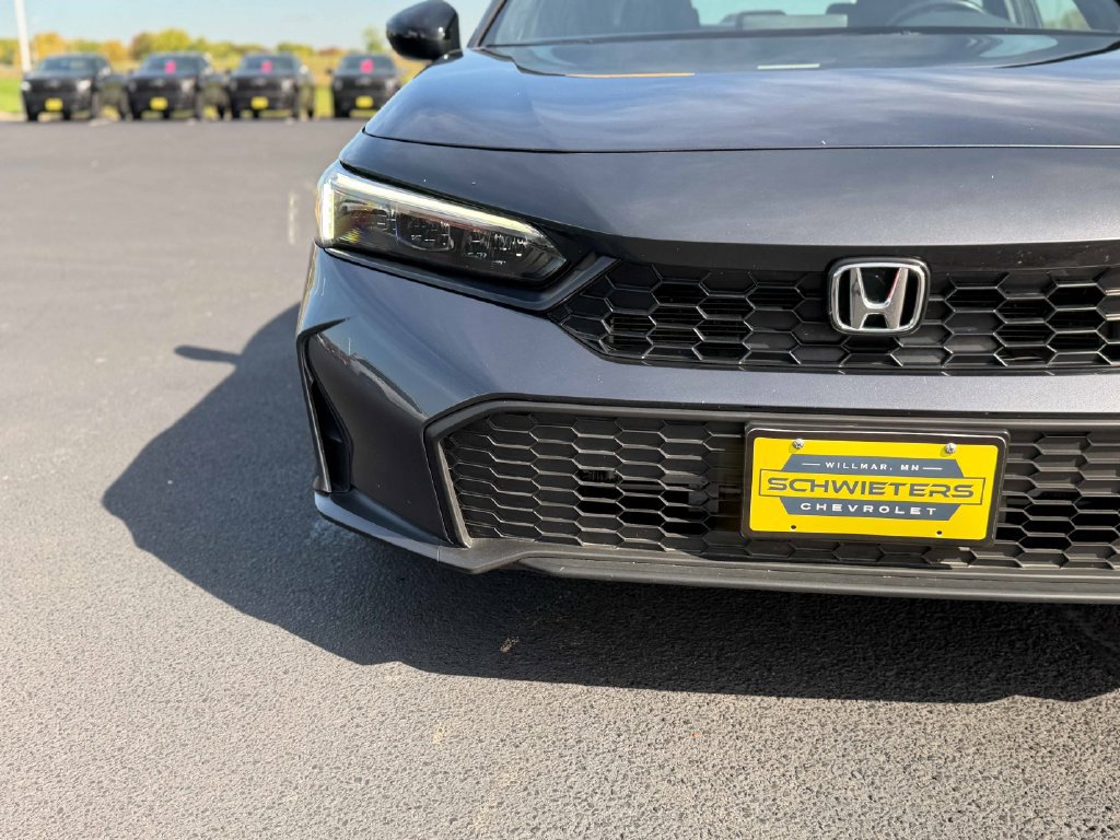Used 2025 Honda Civic Sport image 4