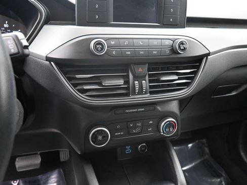 Used 2020 Ford Escape S image 15