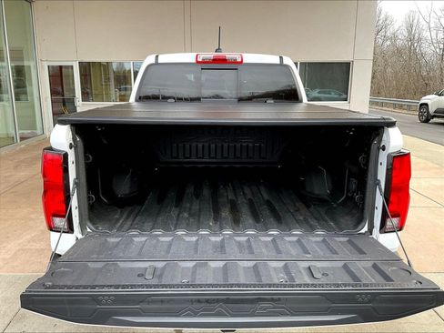Used 2024 Chevrolet Colorado ZR2 AWD/4WD image 7