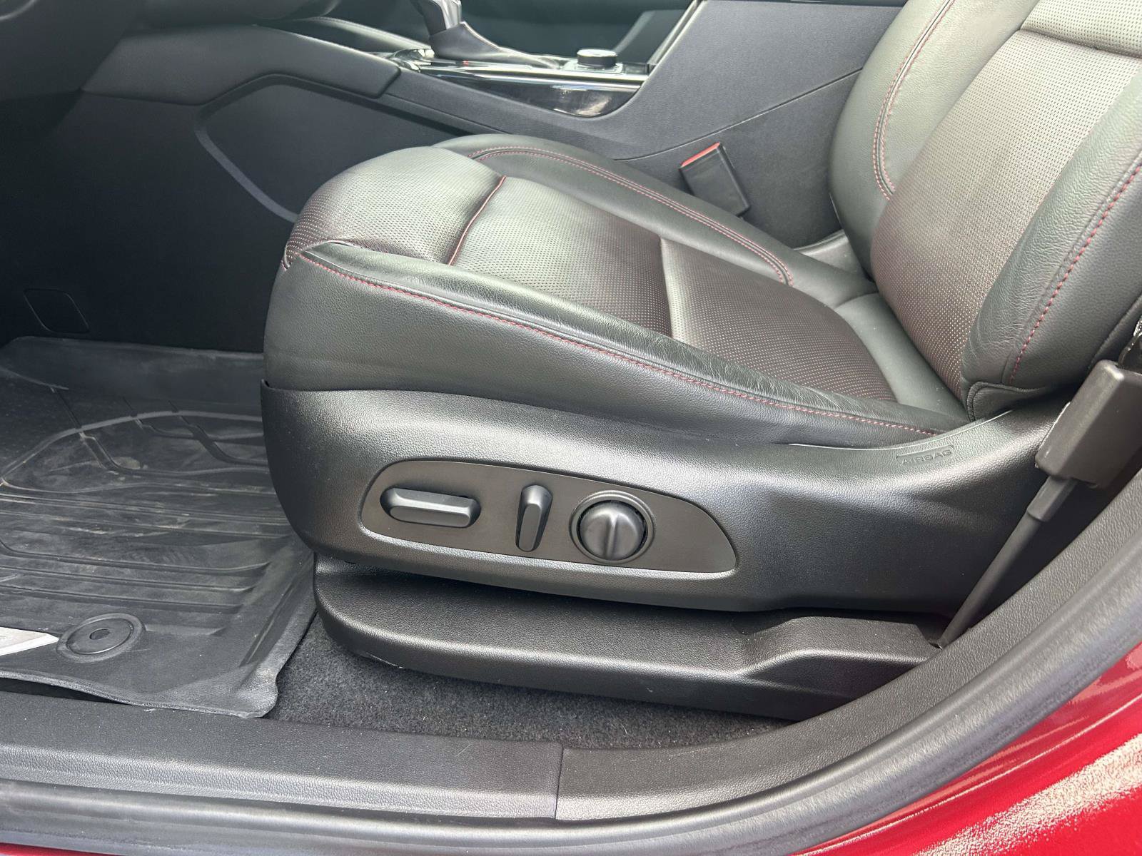 Used 2020 Chevrolet Blazer RS FWD image 16