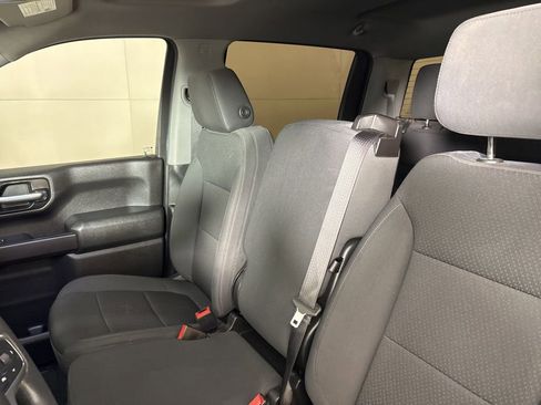 Used 2021 Chevrolet Silverado 1500 Custom w/ Custom Max Trailering Package image 20