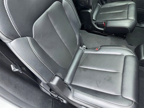 Used 2024 Jeep Grand Cherokee L Limited w/ Luxury Tech Group II image 60