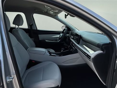 Used 2025 Hyundai Tucson SEL FWD image 10