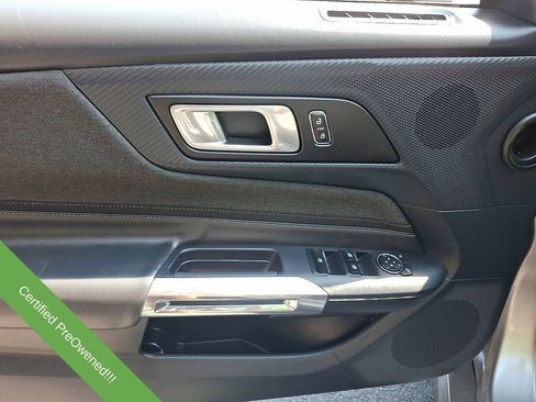 Used 2024 Ford Mustang Convertible RWD image 11