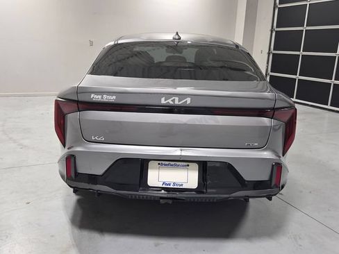 Used 2025 Kia K4 GT-Line w/ GT-Line Premium Package FWD image 9