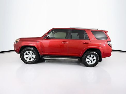 Used 2017 Toyota 4Runner SR5 RWD image 6