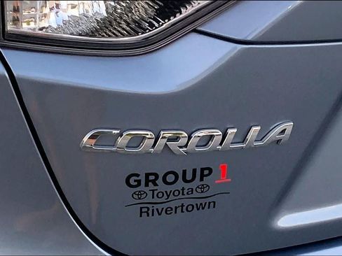 Used 2024 Toyota Corolla LE FWD image 30