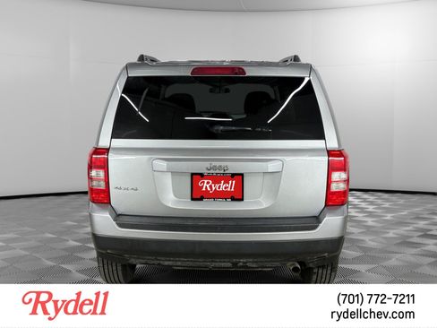 Used 2015 Jeep Patriot Sport w/ Power Value Group AWD/4WD image 4