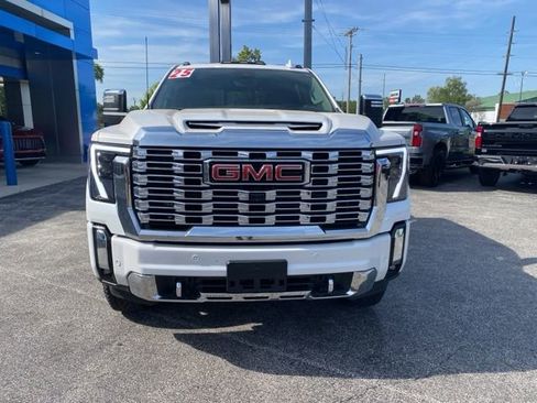 Used 2025 GMC Sierra 2500 Denali w/ Denali Reserve Package AWD/4WD image 8