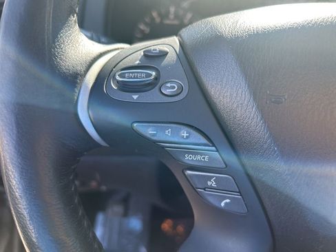 Used 2019 Nissan Pathfinder SL w/ Cargo Package image 47