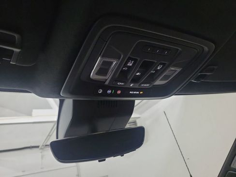 Used 2024 GMC Sierra 3500 Denali Ultimate image 15