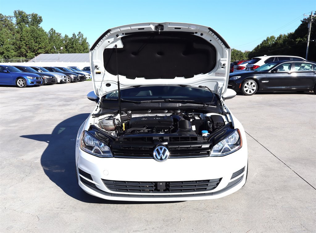 Used 2017 Volkswagen Golf Wolfsburg Edition FWD image 33
