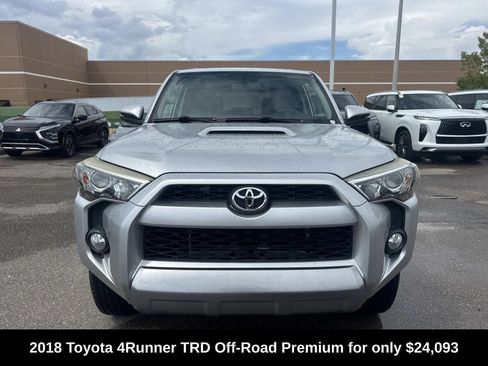 Used 2018 Toyota 4Runner TRD Off-Road Premium AWD/4WD image 2