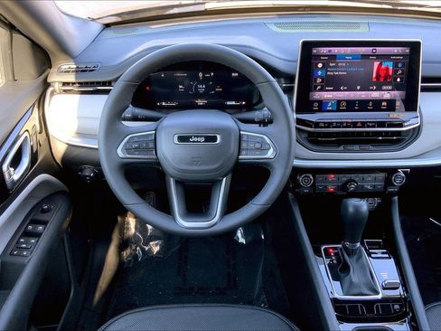 Certified 2025 Jeep Compass Limited w/ Elite Group image 5