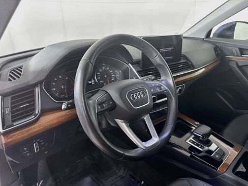 Certified 2023 Audi Q5 2.0T Premium w/ Convenience Package AWD/4WD image 4