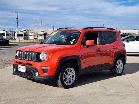 Used 2021 Jeep Renegade Latitude w/ Convenience Group image 4