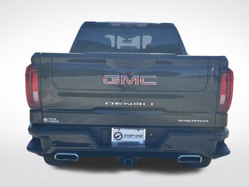 Used 2023 GMC Sierra 1500 Denali w/ Denali Reserve Package AWD/4WD image 6