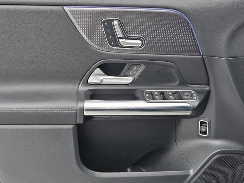 Certified 2021 Mercedes-Benz GLA 250 image 20
