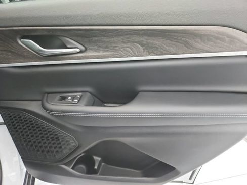 New 2026 Jeep Grand Cherokee L 4WD image 49