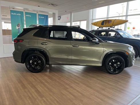 New 2026 Volkswagen Tiguan SE R-Line image 5