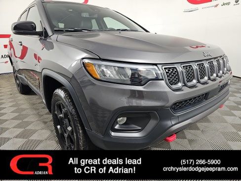 Used 2023 Jeep Compass Trailhawk image 1