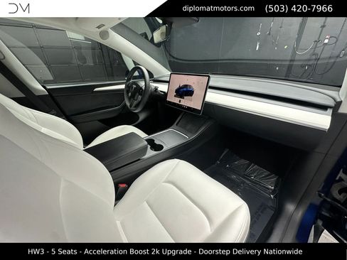 Used 2023 Tesla Model Y Long Range AWD/4WD image 19