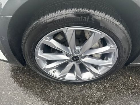 Used 2025 Audi A6 Premium Plus image 39