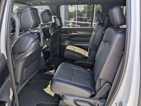 New 2026 Jeep Grand Wagoneer Summit w/ Rear Seat Video Group I AWD/4WD image 13