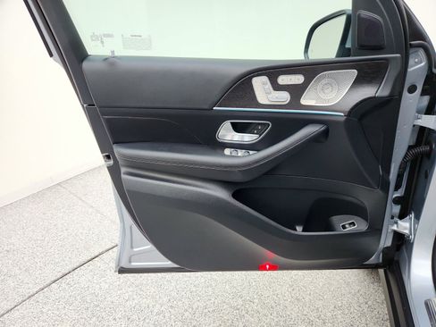 Certified 2026 Mercedes-Benz GLE 350 4MATIC image 31